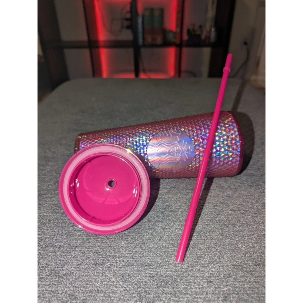 Starbucks pink studded 2024 24oz Tumbler
